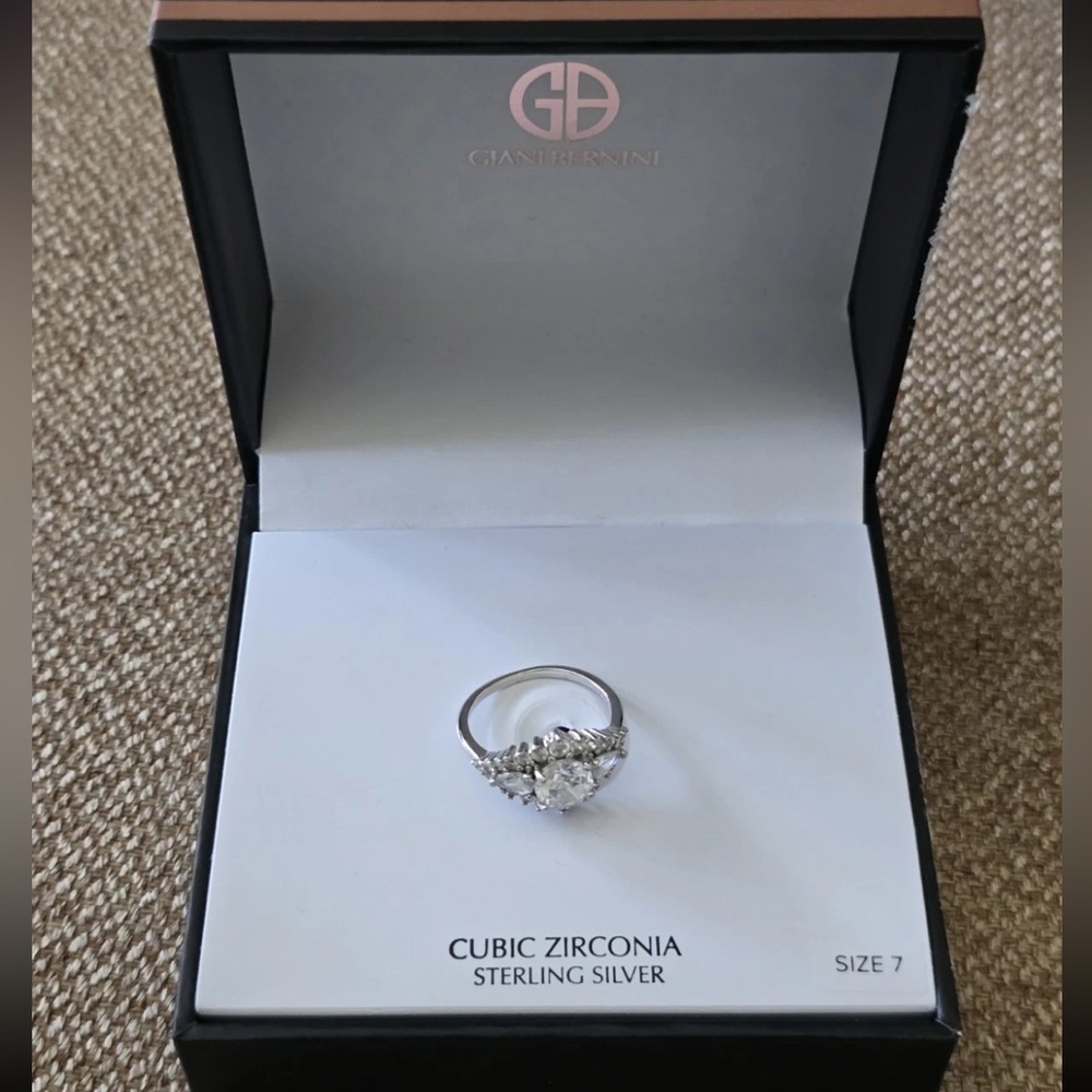 Giani Bernini Cubic Zirconia Sterling Silver Ring Size 7 New